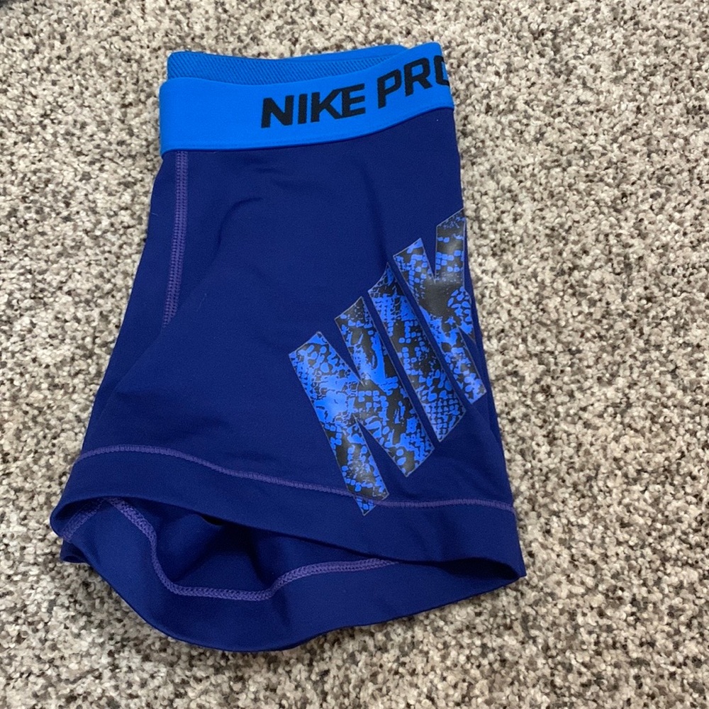 nike pros